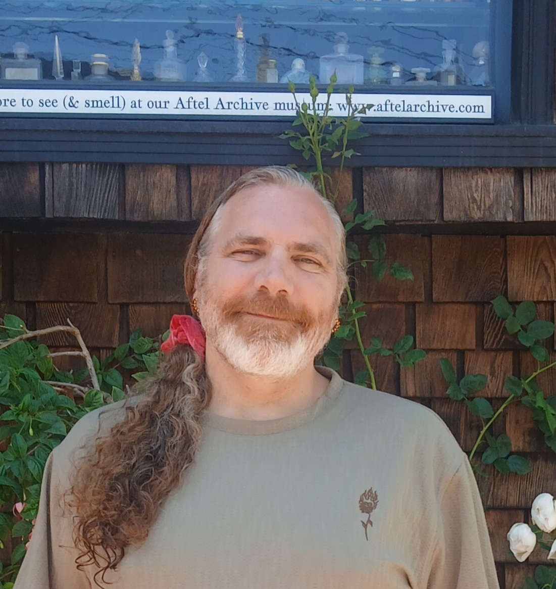 Daniel Rivers Headshot